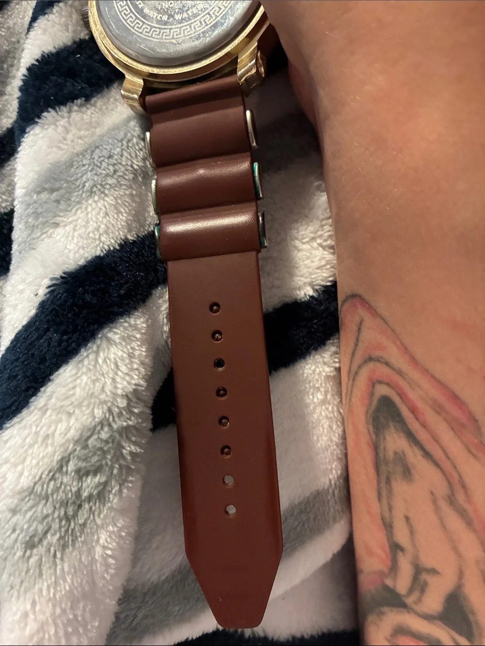 Brown Glitter Dial Smartwatch with Metallic Accents